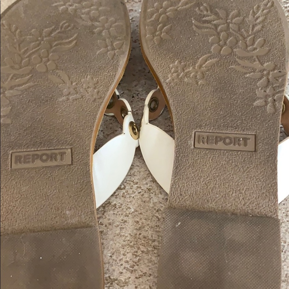 Report Flip Flops - Picture 3 of 4